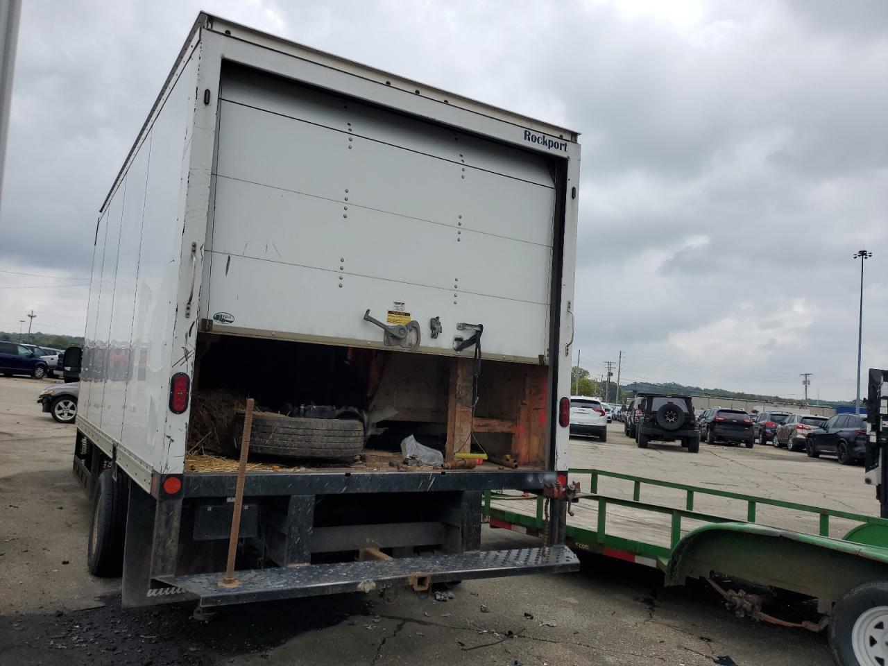 2022 Ford Econoline E450 Super Duty Cutaway Van - Фото 2