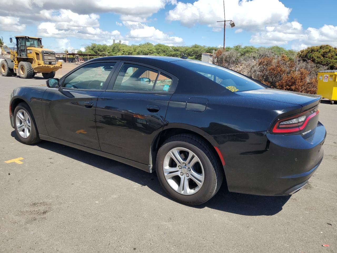 2019 Dodge Charger Sxt - Image 2