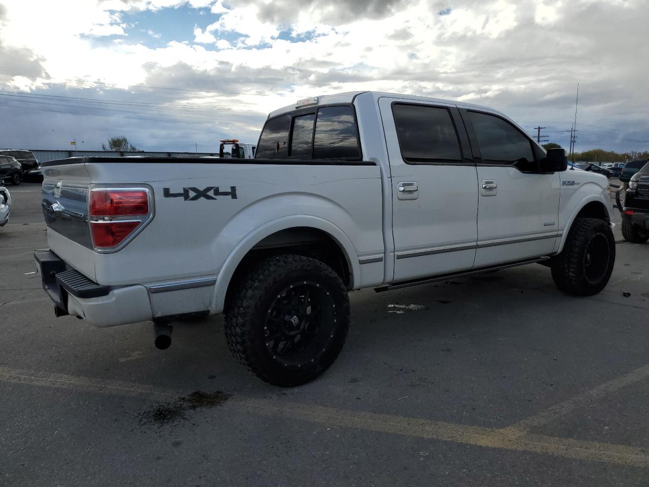 2011 Ford F150 Supercrew - Image 3