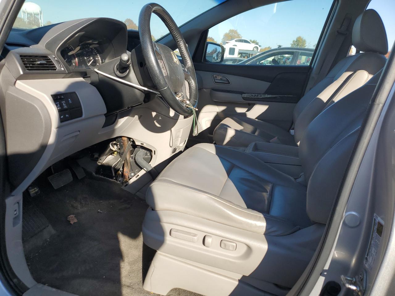 2012 Honda Odyssey Touring - Фото 7