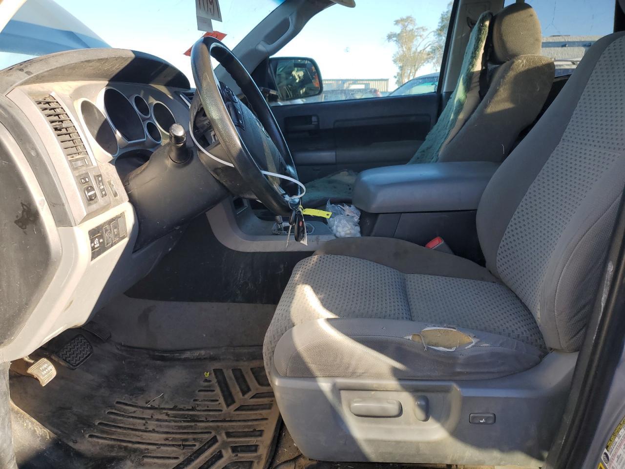 2011 Toyota Tundra Double Cab Sr5 - Image 7