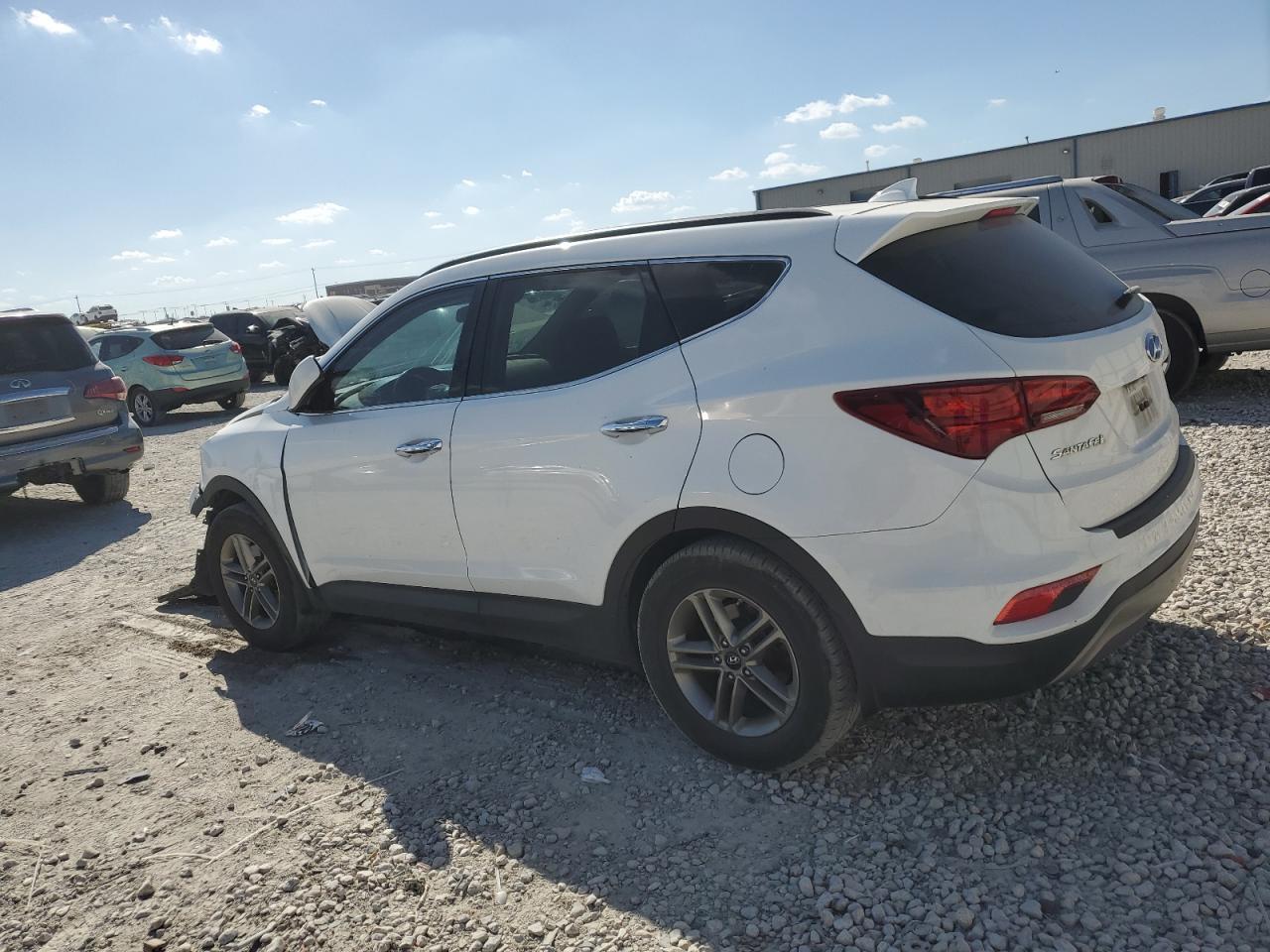 2017 Hyundai Santa Fe Sport - Image 2