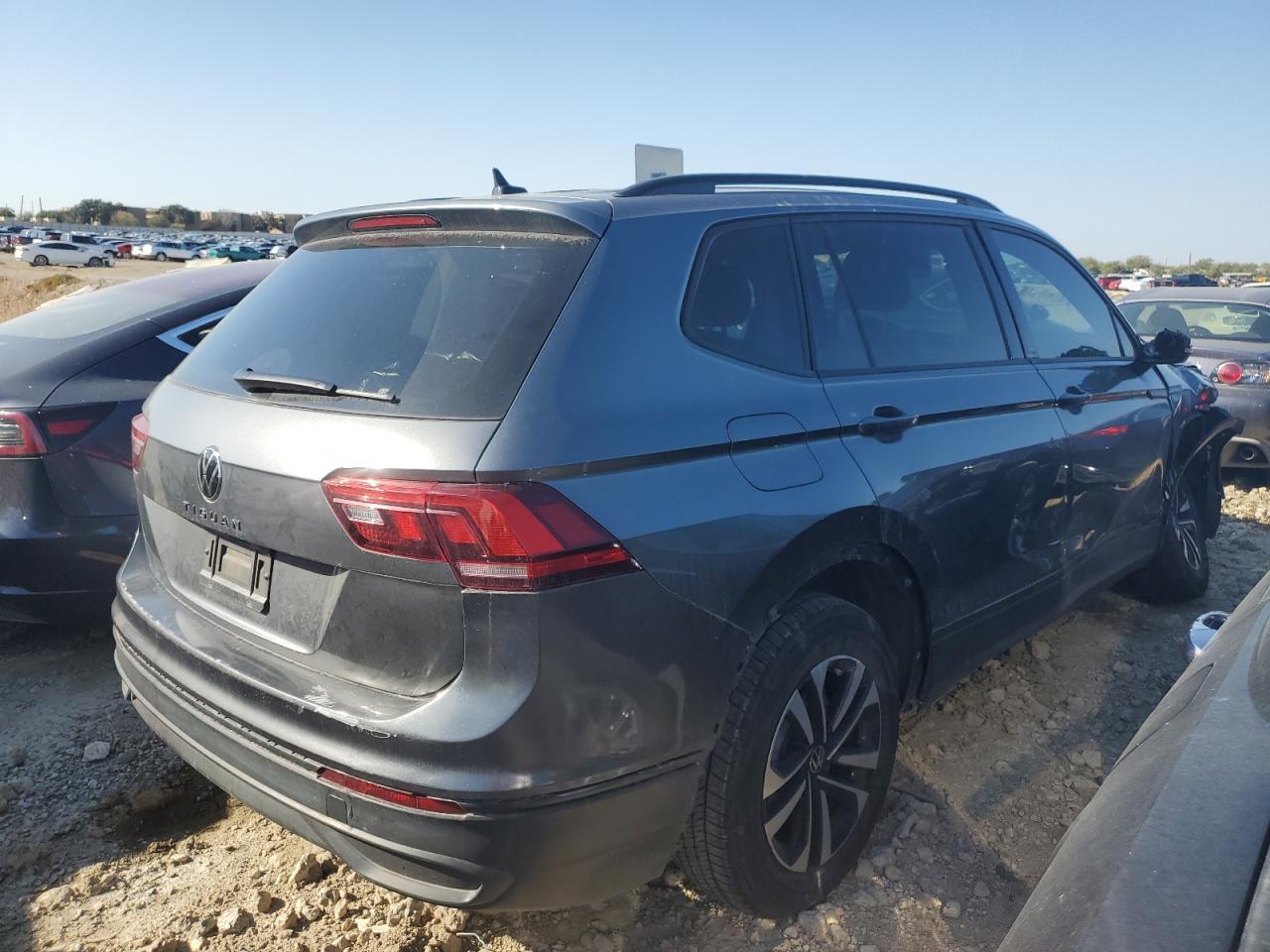 2023 Volkswagen Tiguan S - Image 3