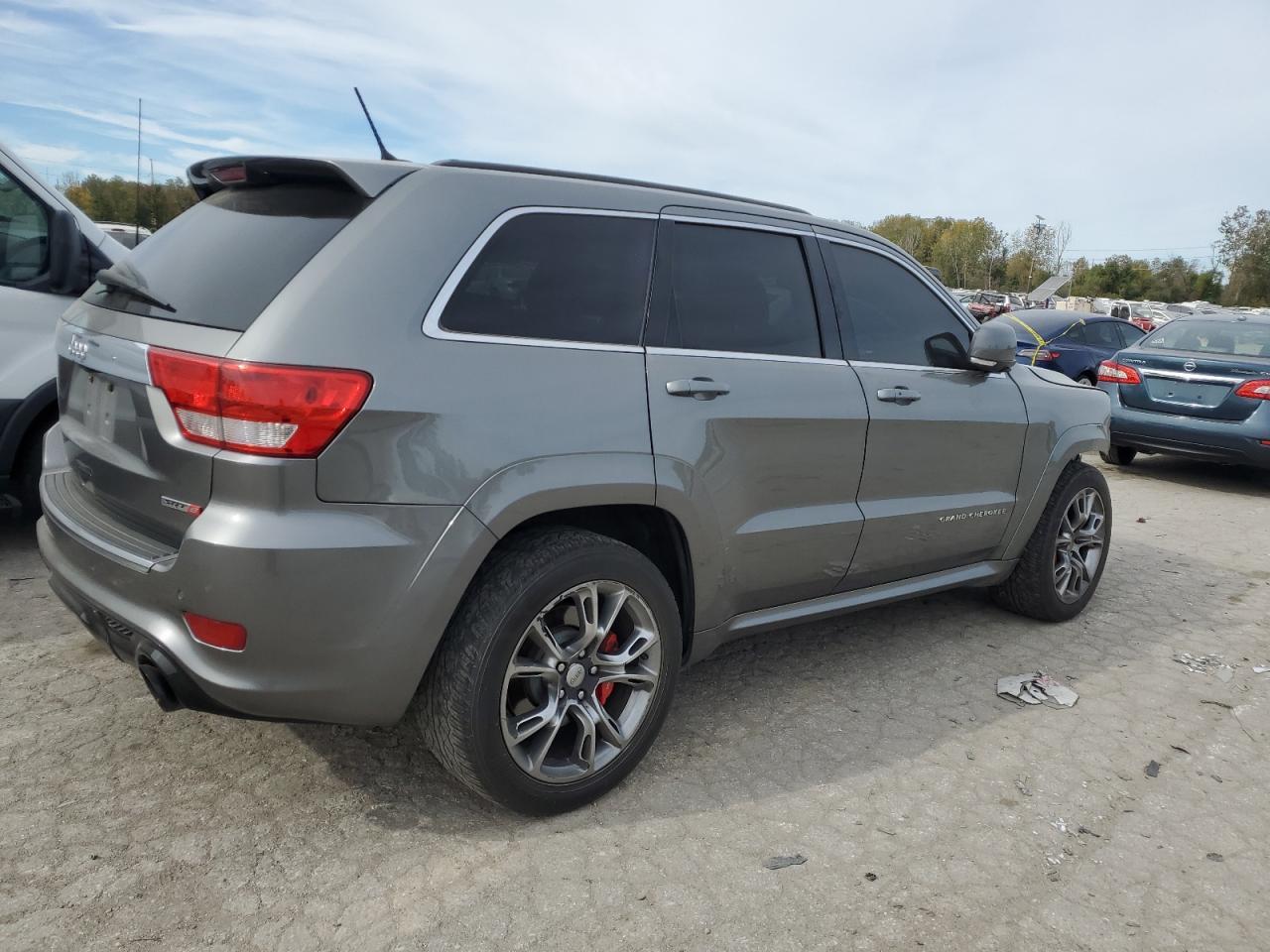 2012 Jeep Grand Cherokee Srt-8 - Image 3