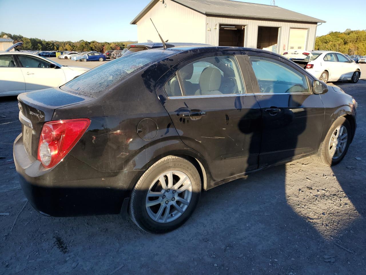 2012 Chevrolet Sonic Lt - Фото 3