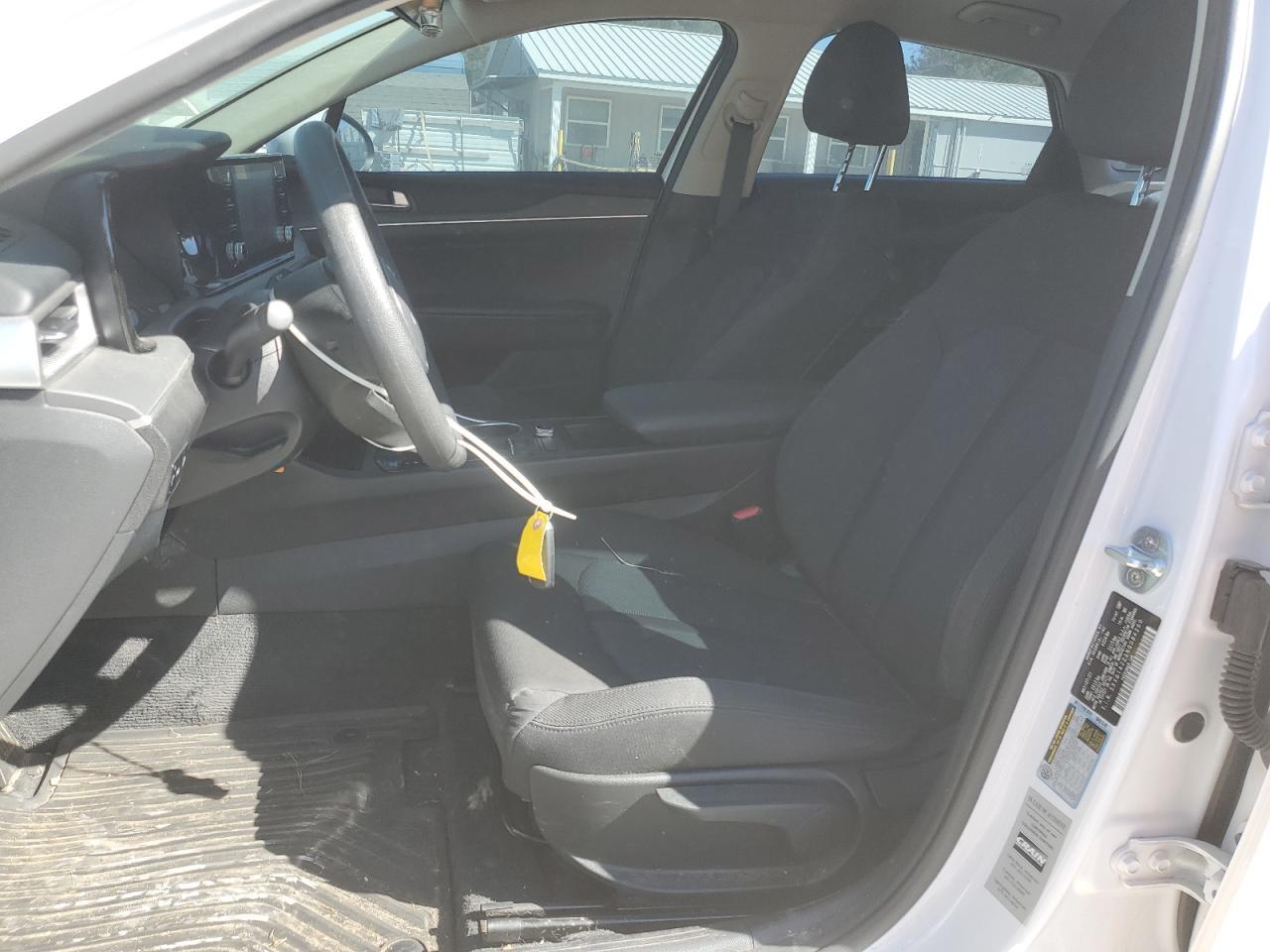 2022 Kia K5 Lxs - Image 7