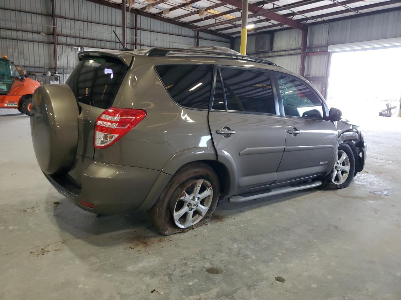 2011 Toyota Rav4 Limited - Image 3