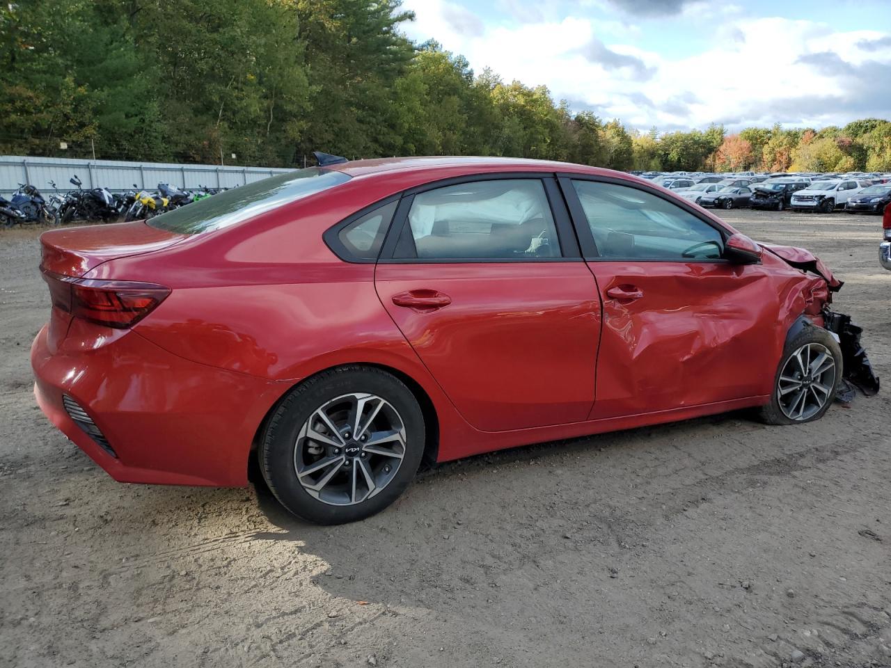 2023 Kia Forte Lx - Фото 3