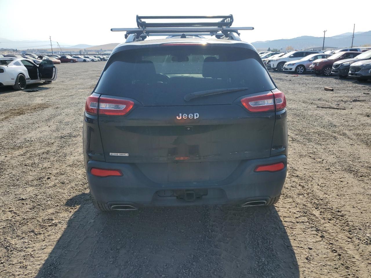 2016 Jeep Cherokee Latitude - Image 6