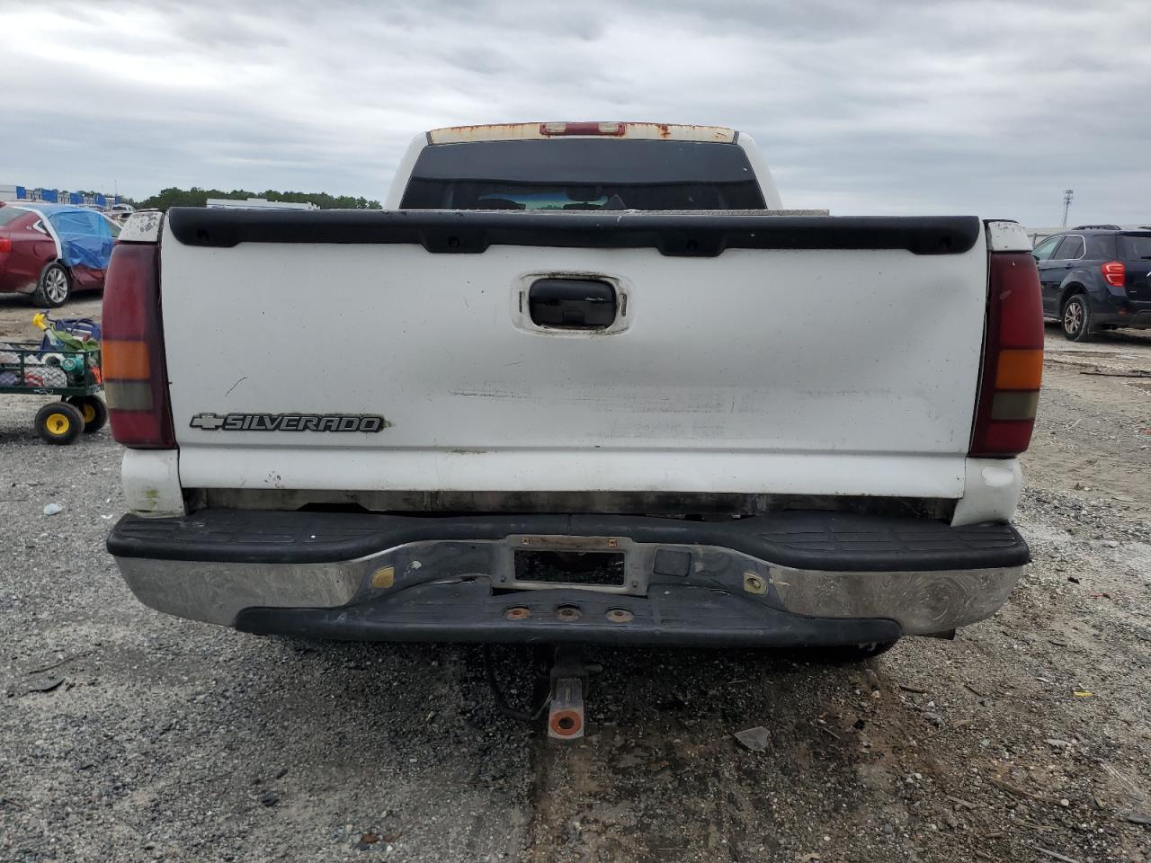 2000 Chevrolet Silverado C1500 - Image 6