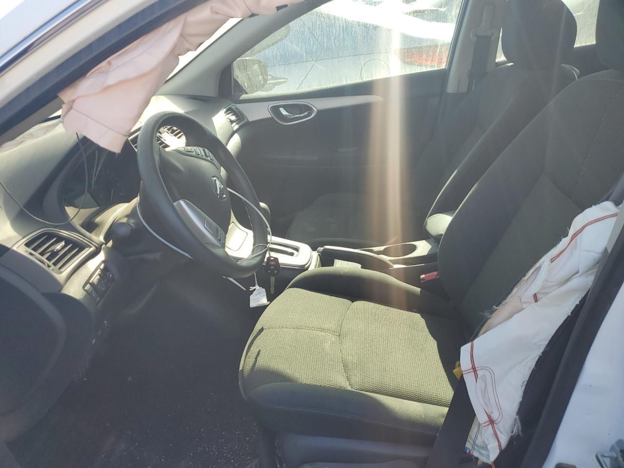 2015 Nissan Sentra S - Image 7