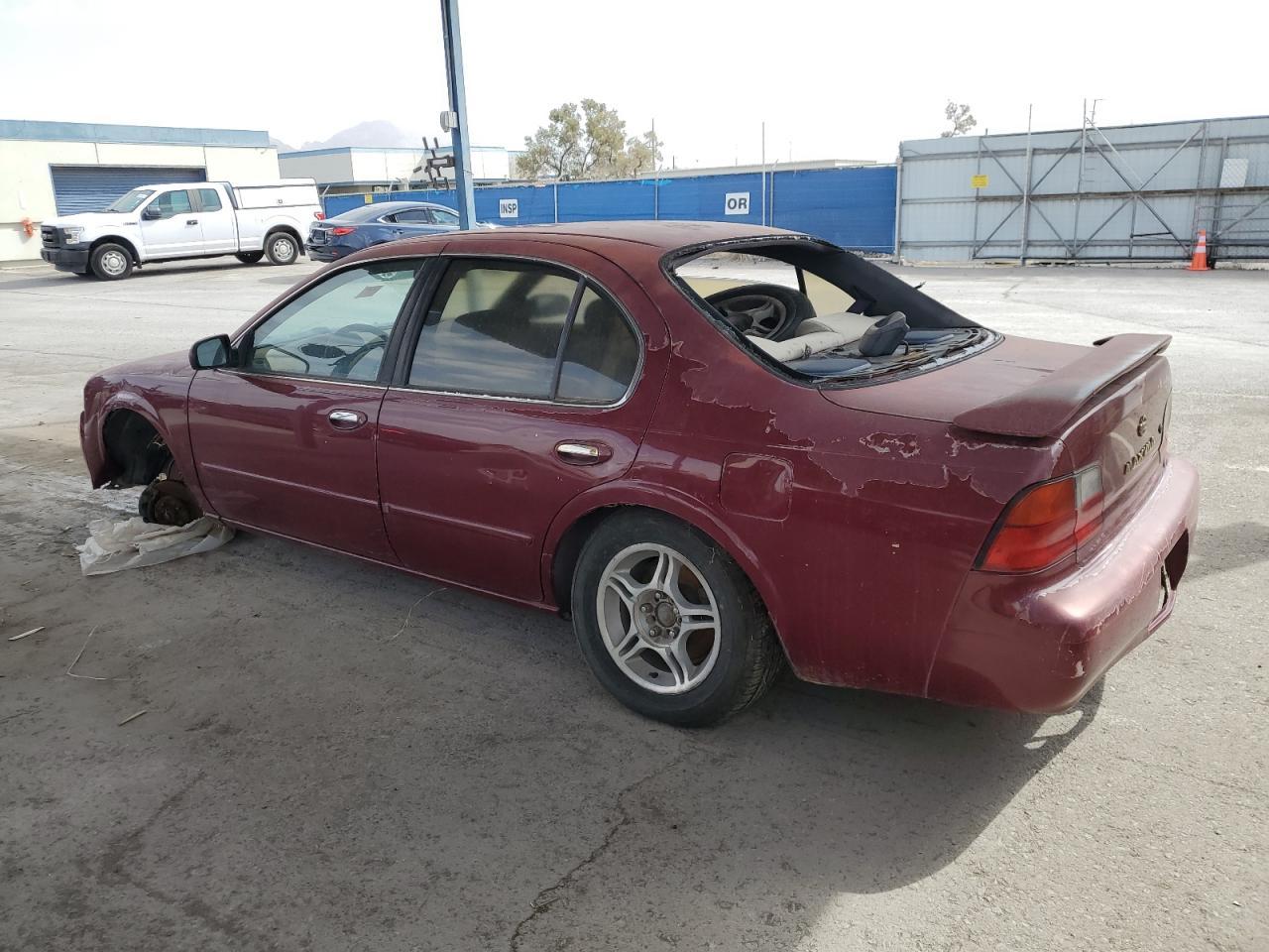 1996 Nissan Maxima Gle - Фото 2