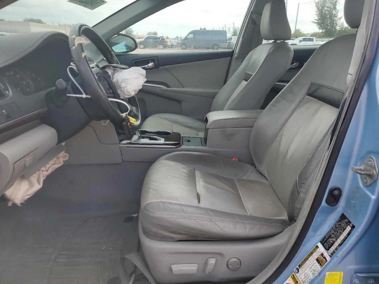 2012 Toyota Camry Base - Фото 7