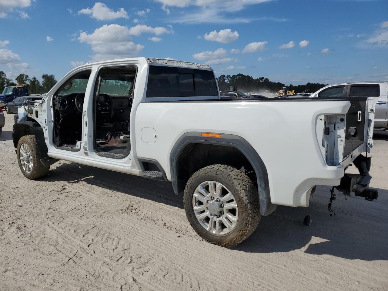 2022 GMC Sierra K2500 Denali - Фото 2