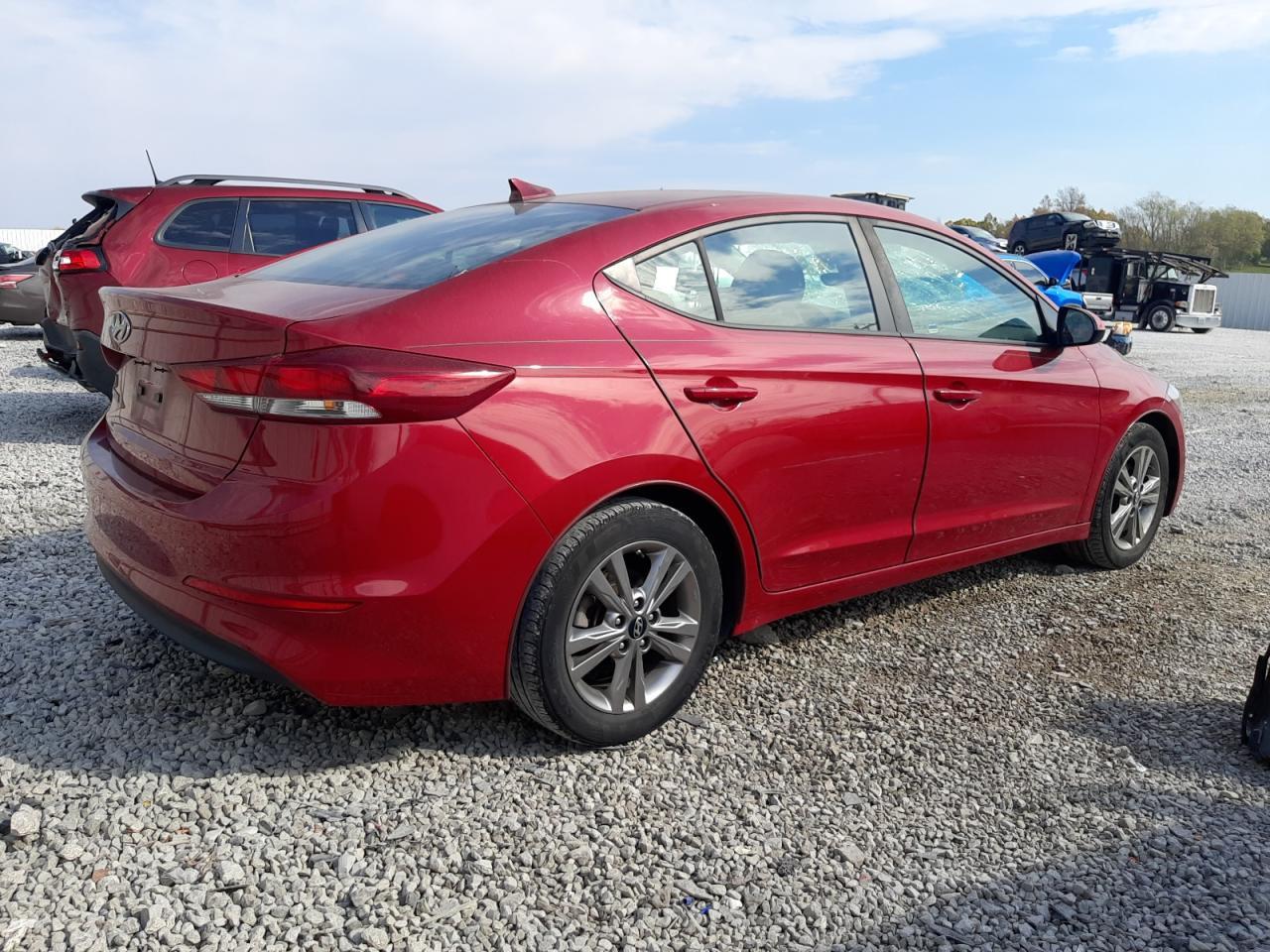 2018 Hyundai Elantra Sel - Фото 3