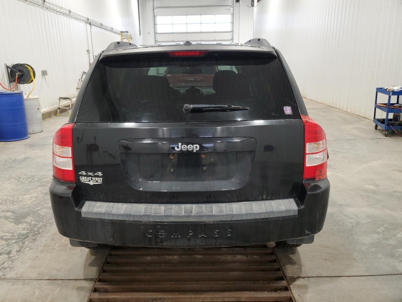 2010 Jeep Compass Sport - Фото 6