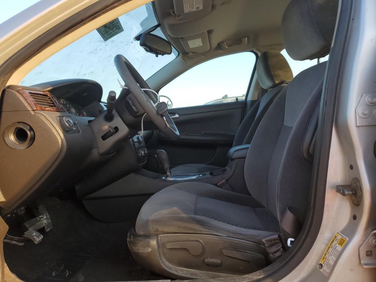 2016 Chevrolet Impala Limited Lt - Image 7