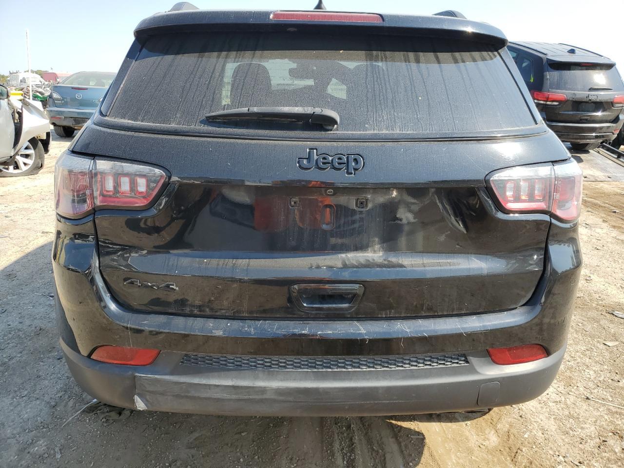 2018 Jeep Compass Latitude - Фото 6