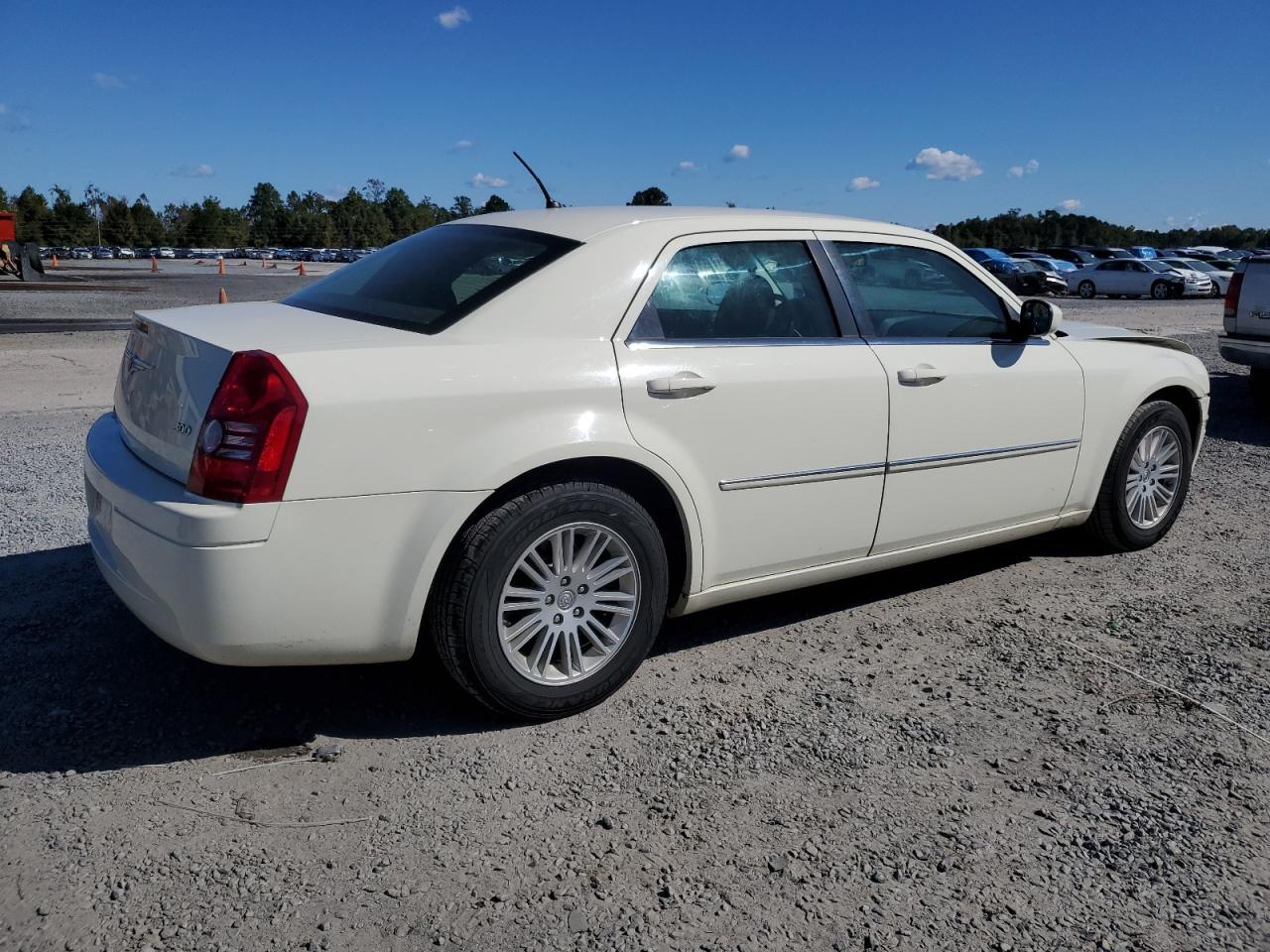 2008 Chrysler 300 Lx - Фото 3