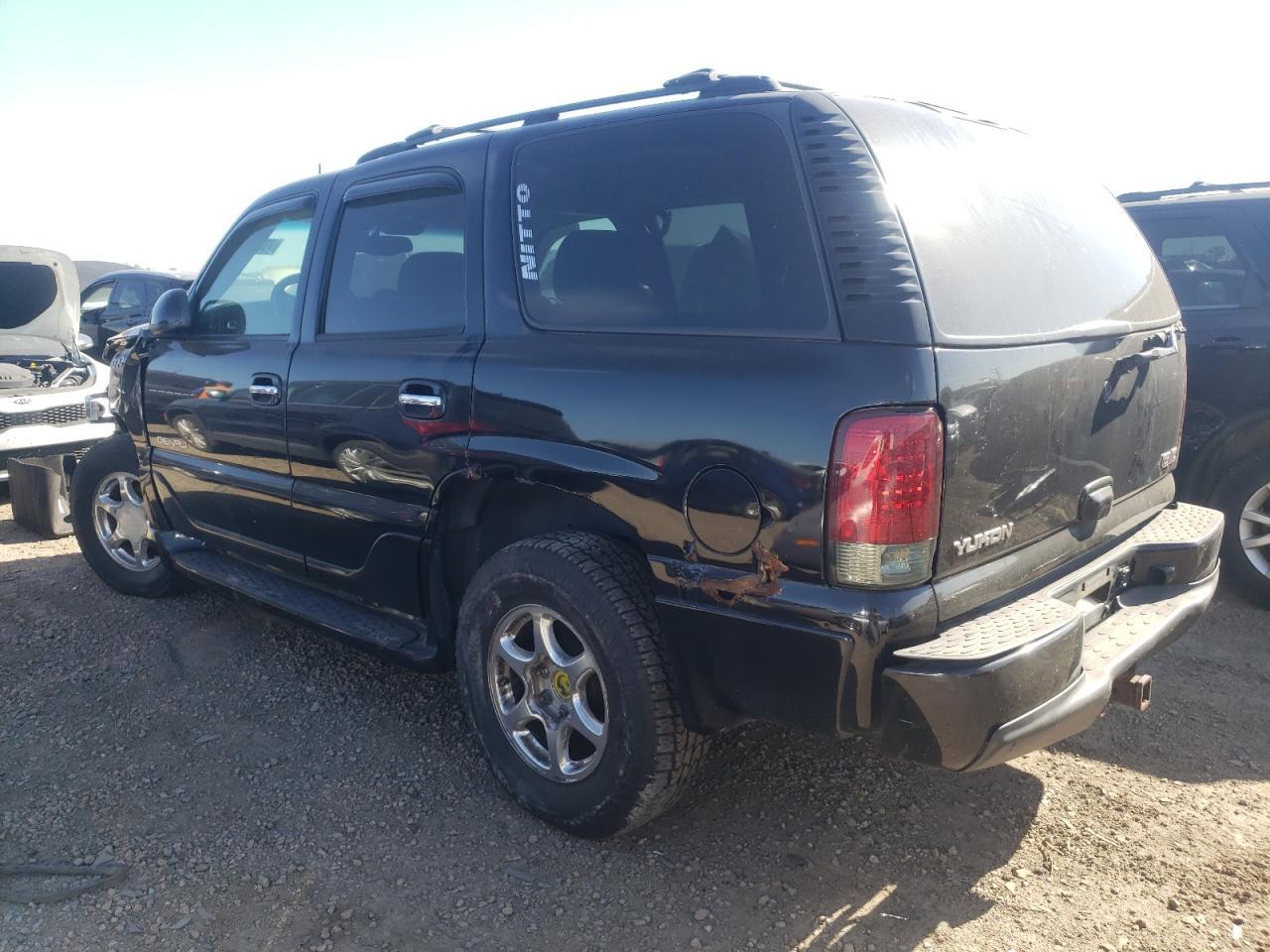2004 GMC Yukon Denali - Фото 2