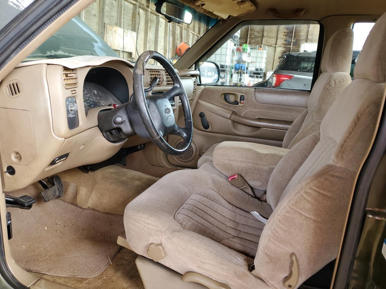 2001 Chevrolet S Truck S10 - Image 7