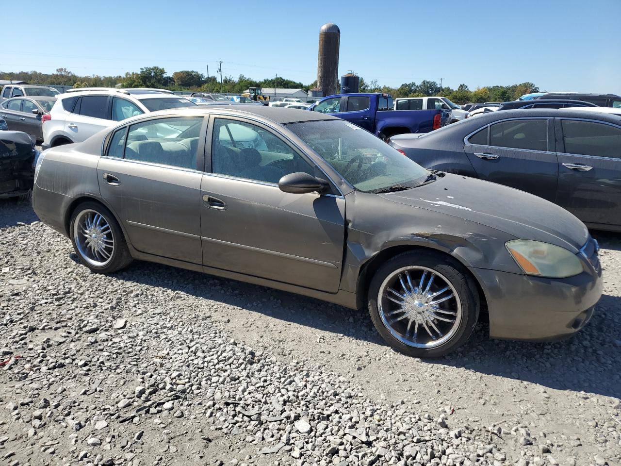 2002 Nissan Altima Base - Фото 4