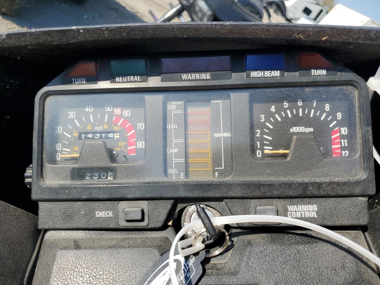 1981 Yamaha Xj750 - Фото 7