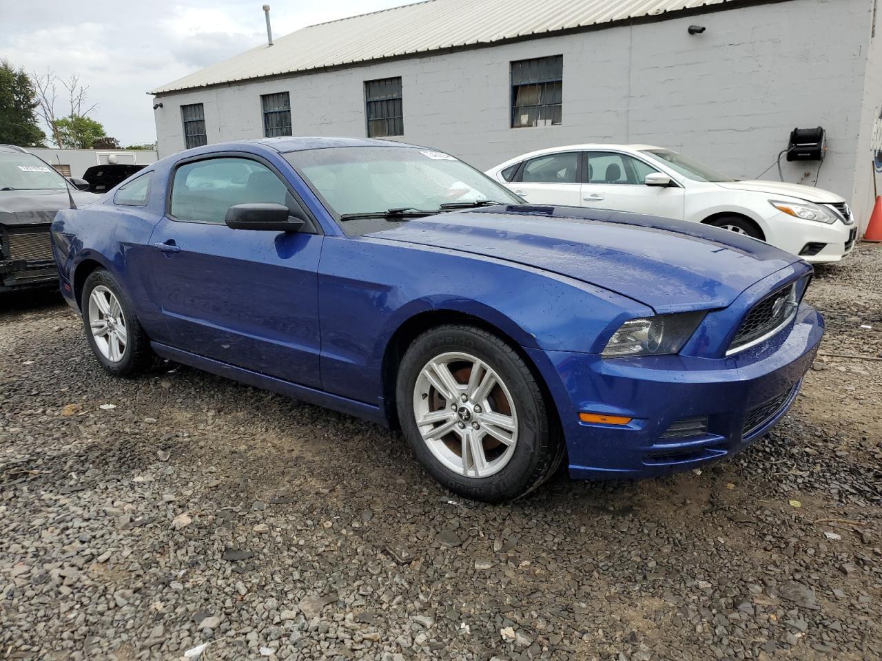 2013 Ford Mustang - Фото 4