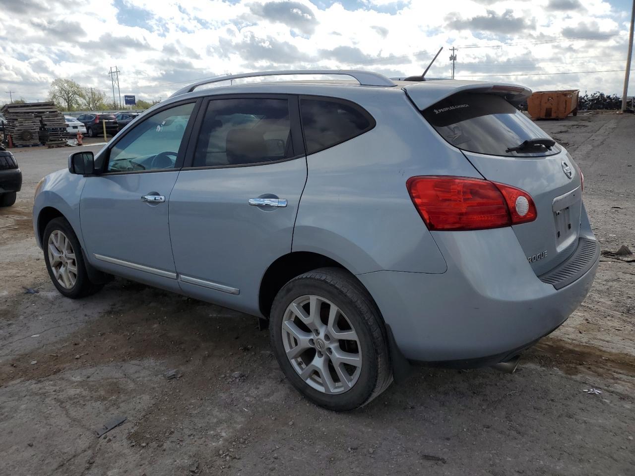 2011 Nissan Rogue S - Фото 2