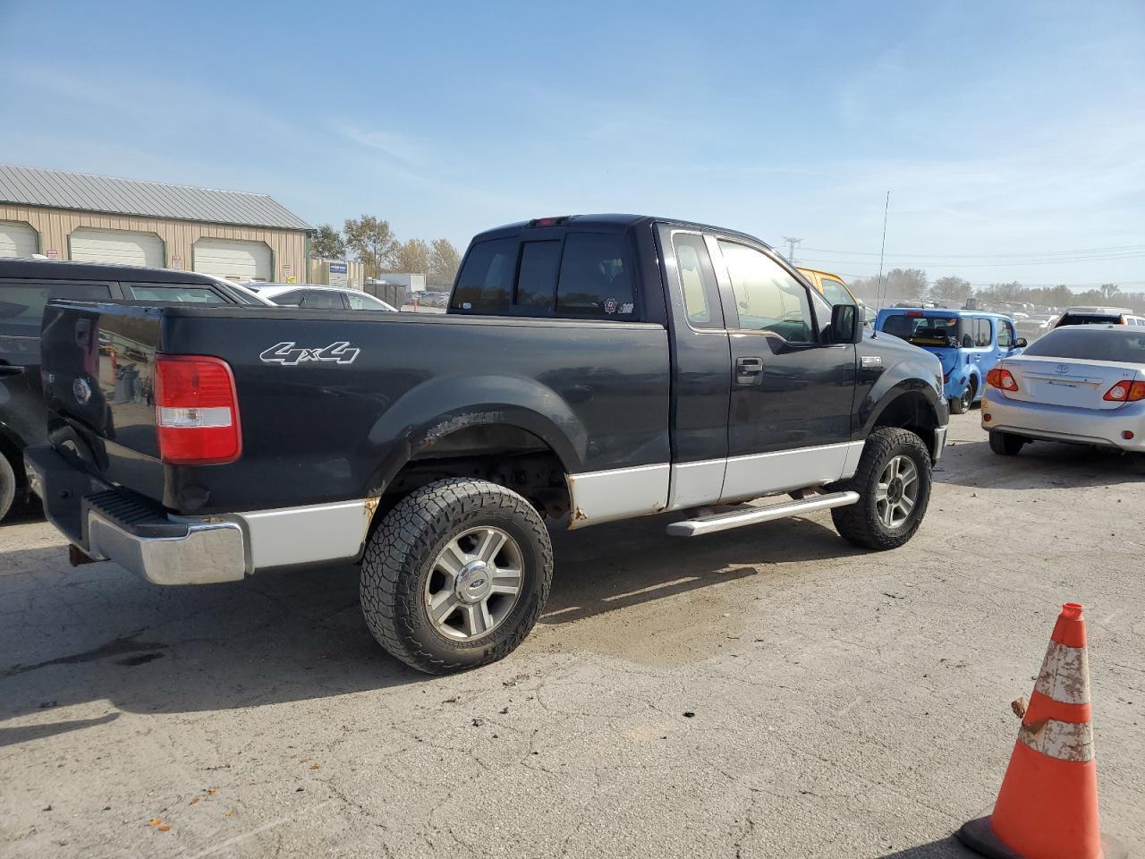 2005 Ford F150 - Фото 3
