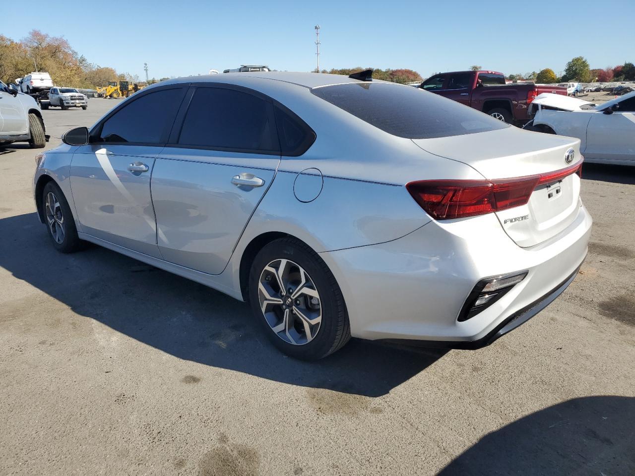 2020 Kia Forte Fe - Фото 2