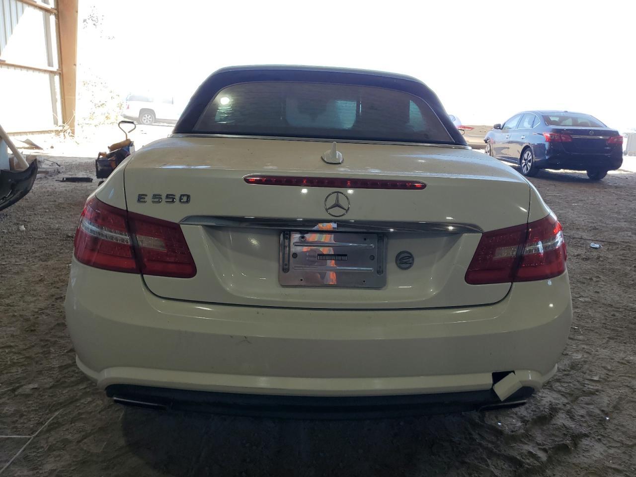 2012 Mercedes-Benz E 550 - Фото 6