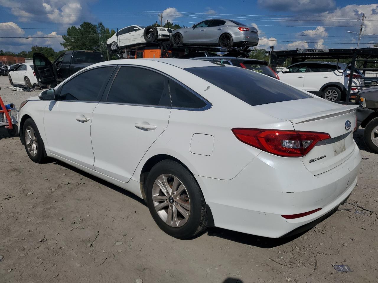 2016 Hyundai Sonata Se - Фото 2