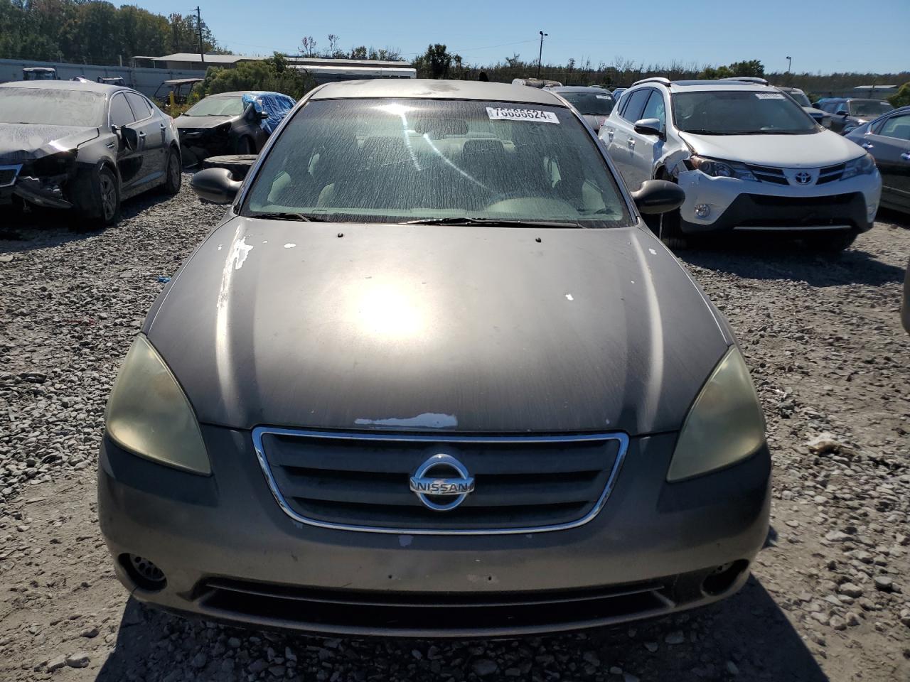 2002 Nissan Altima Base - Фото 5