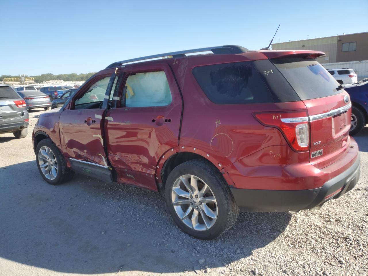 2015 Ford Explorer Xlt - Image 2