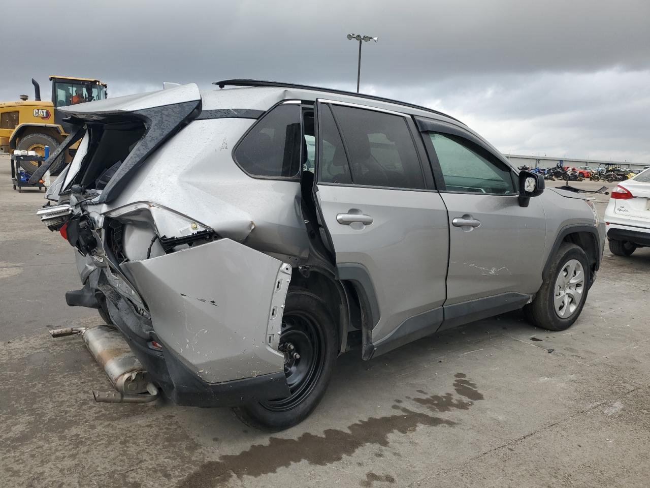 2019 Toyota Rav4 Le - Image 3