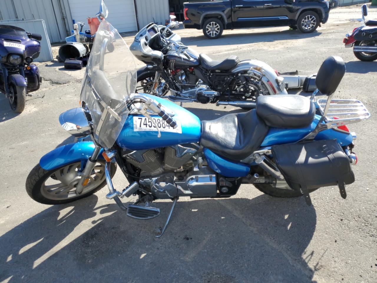 2005 Honda Vtx1300 C - Image 3