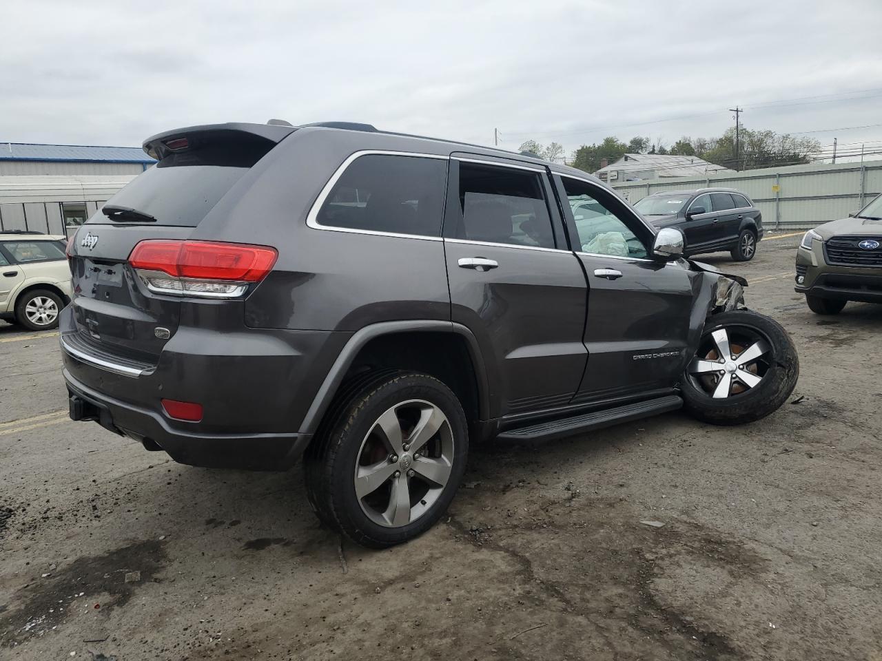2014 Jeep Grand Cherokee Overland - Image 3