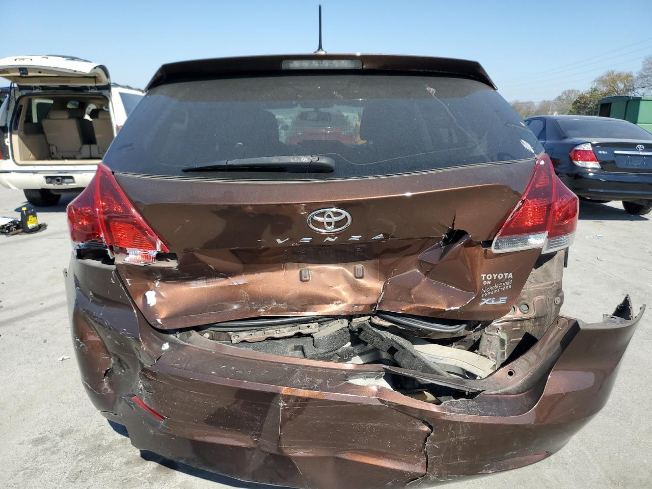 2013 Toyota Venza Le - Image 6