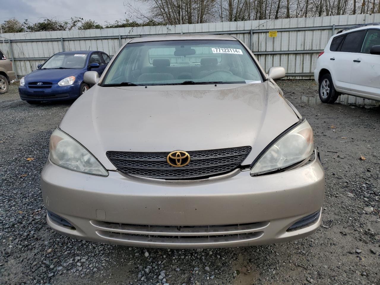2002 Toyota Camry Le - Фото 5