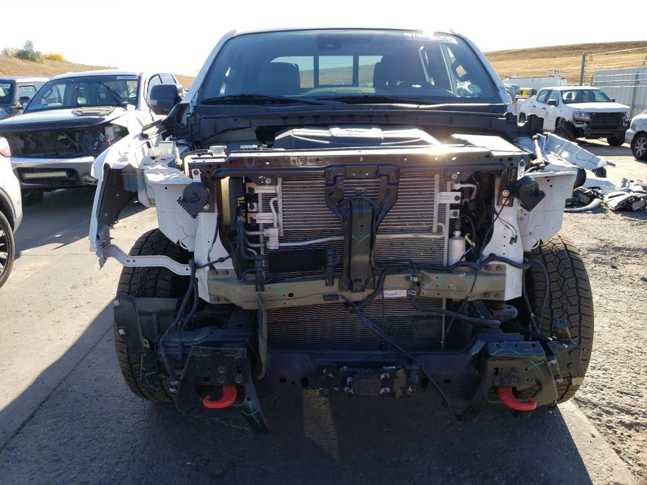 2023 Nissan Titan Sv - Фото 5