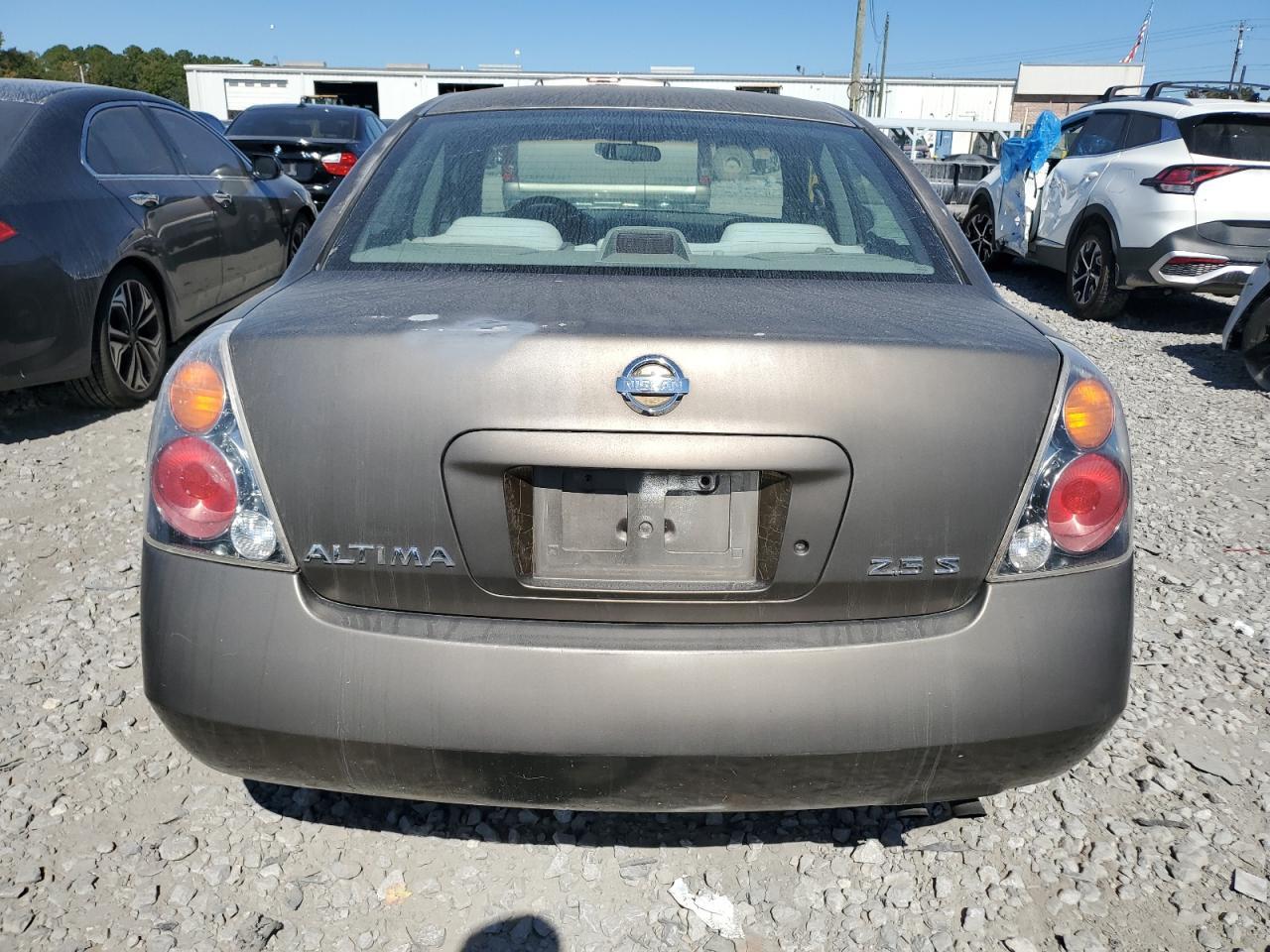 2002 Nissan Altima Base - Фото 6