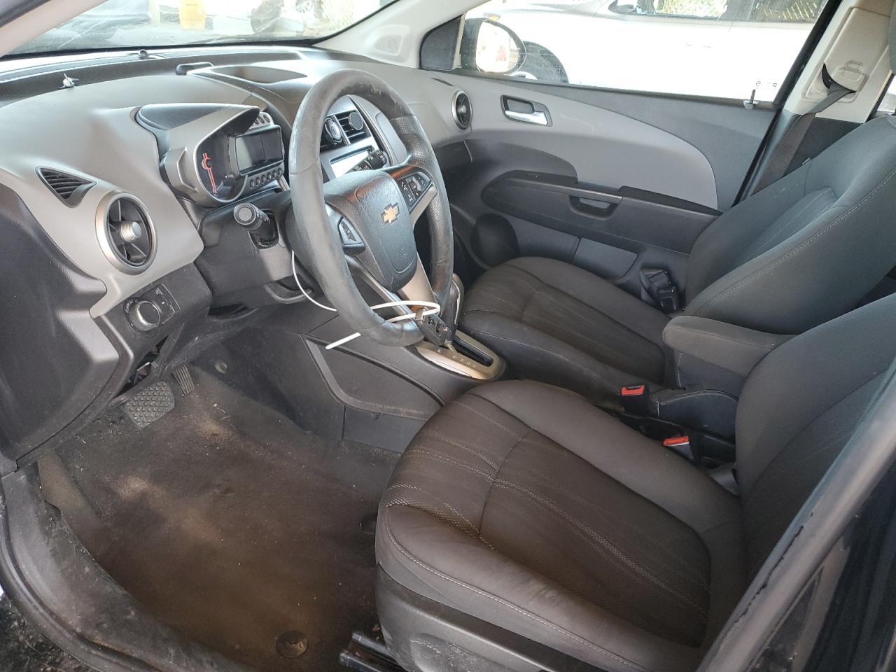 2016 Chevrolet Sonic Lt - Фото 7