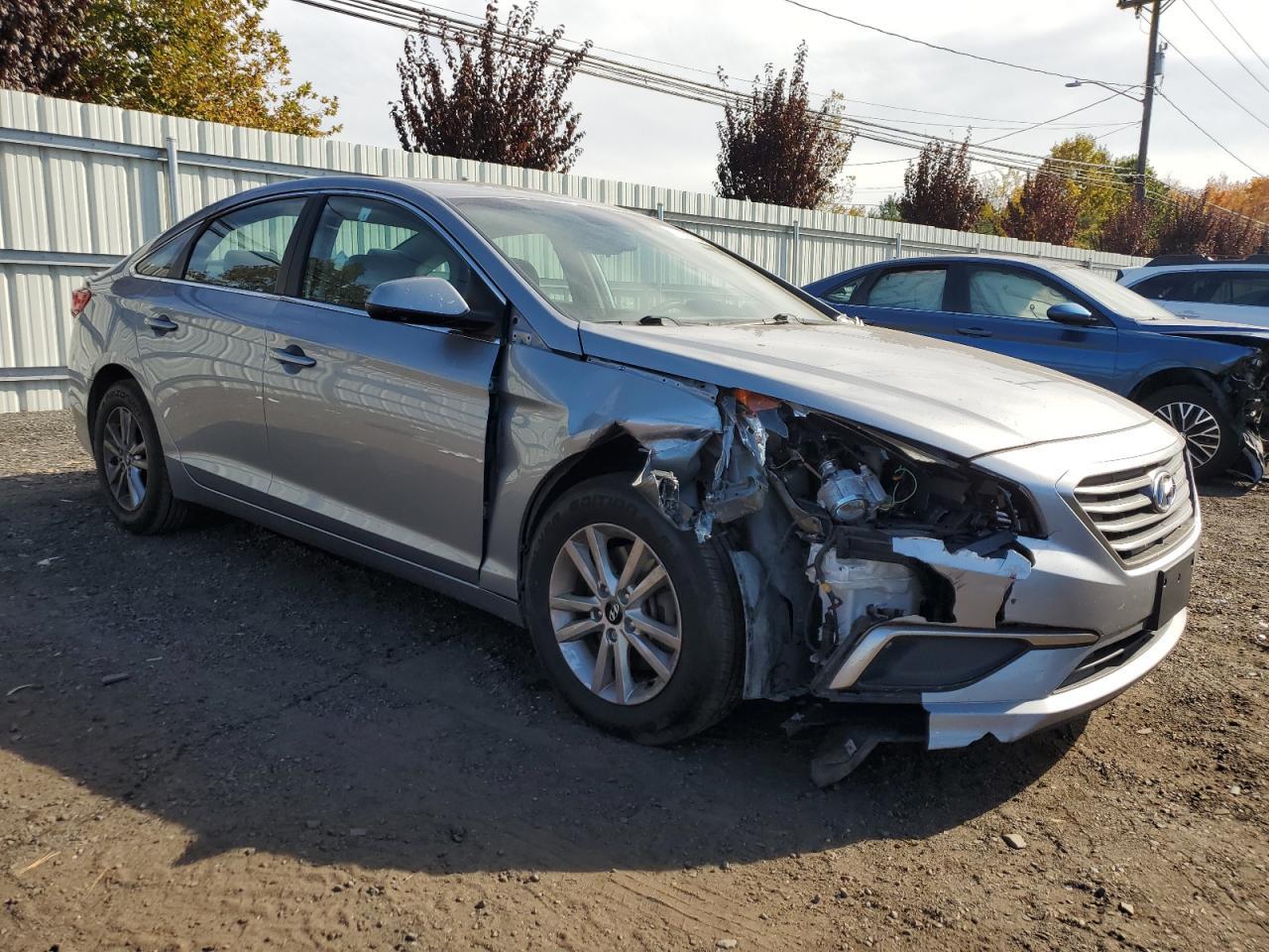 2017 Hyundai Sonata Se - Image 4