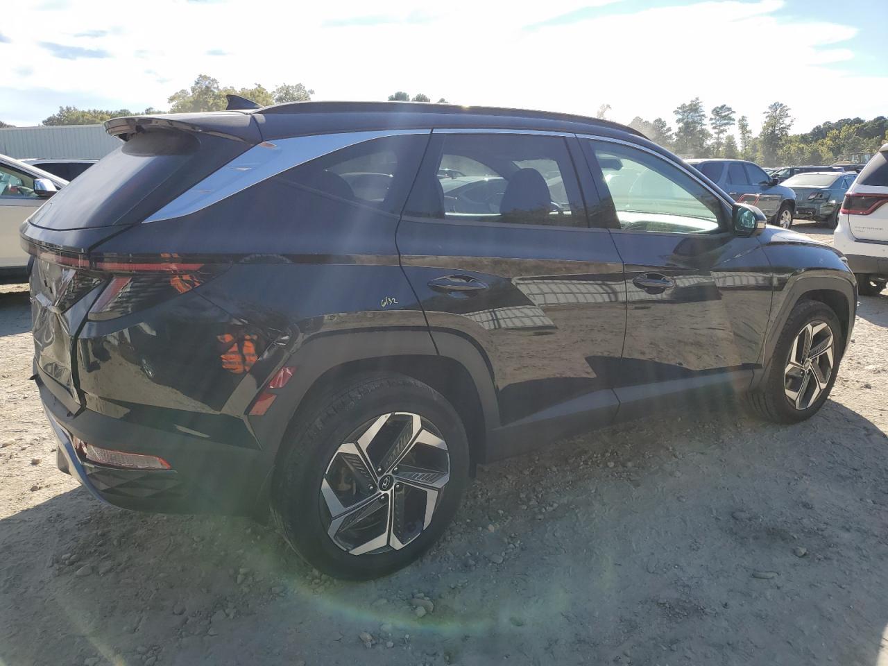 2022 Hyundai Tucson Limited - Фото 3