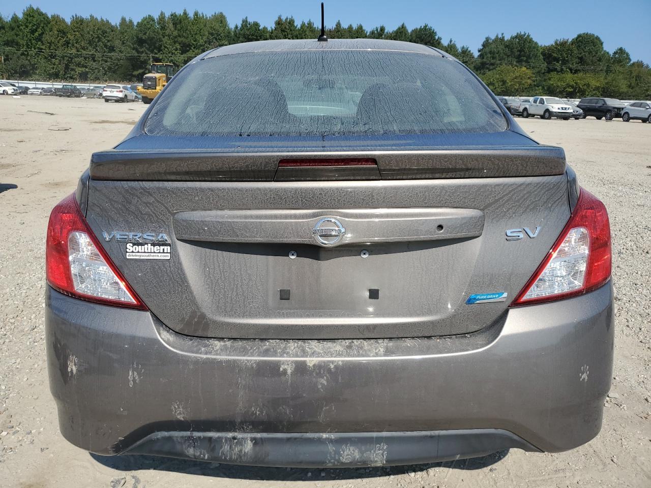 2016 Nissan Versa S - Image 6