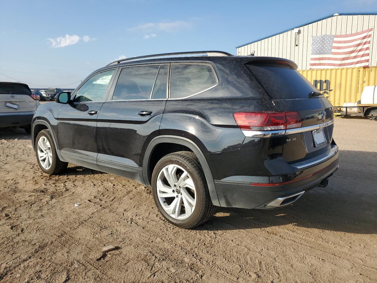 2022 Volkswagen Atlas Se - Фото 2