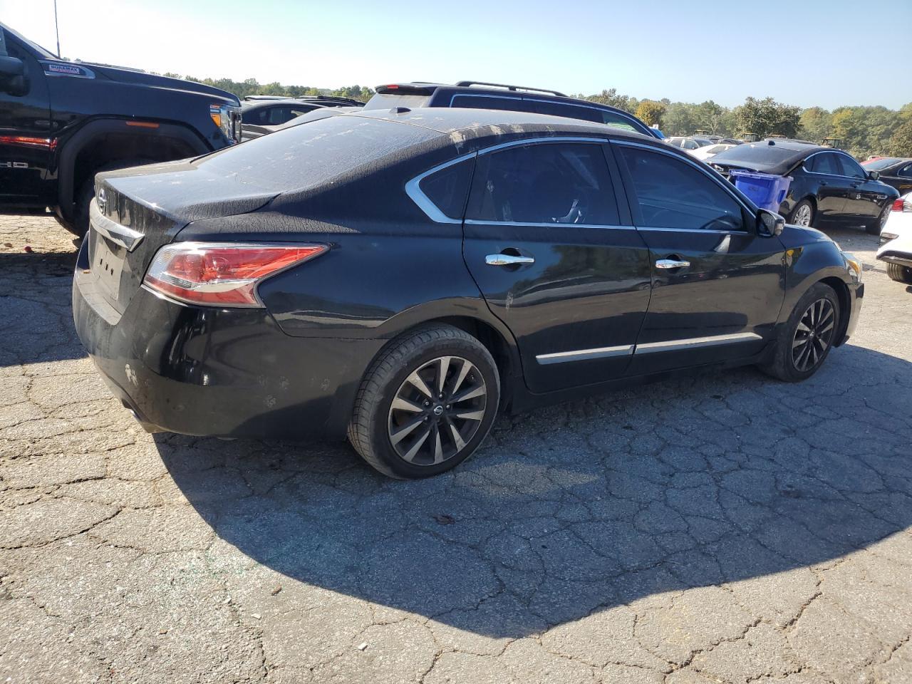 2015 Nissan Altima 2.5 - Image 3