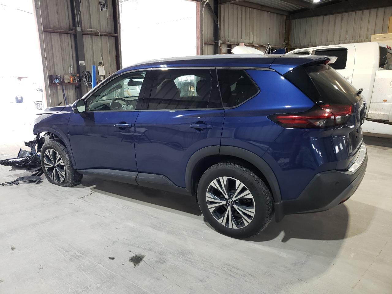2021 Nissan Rogue Sv - Image 2
