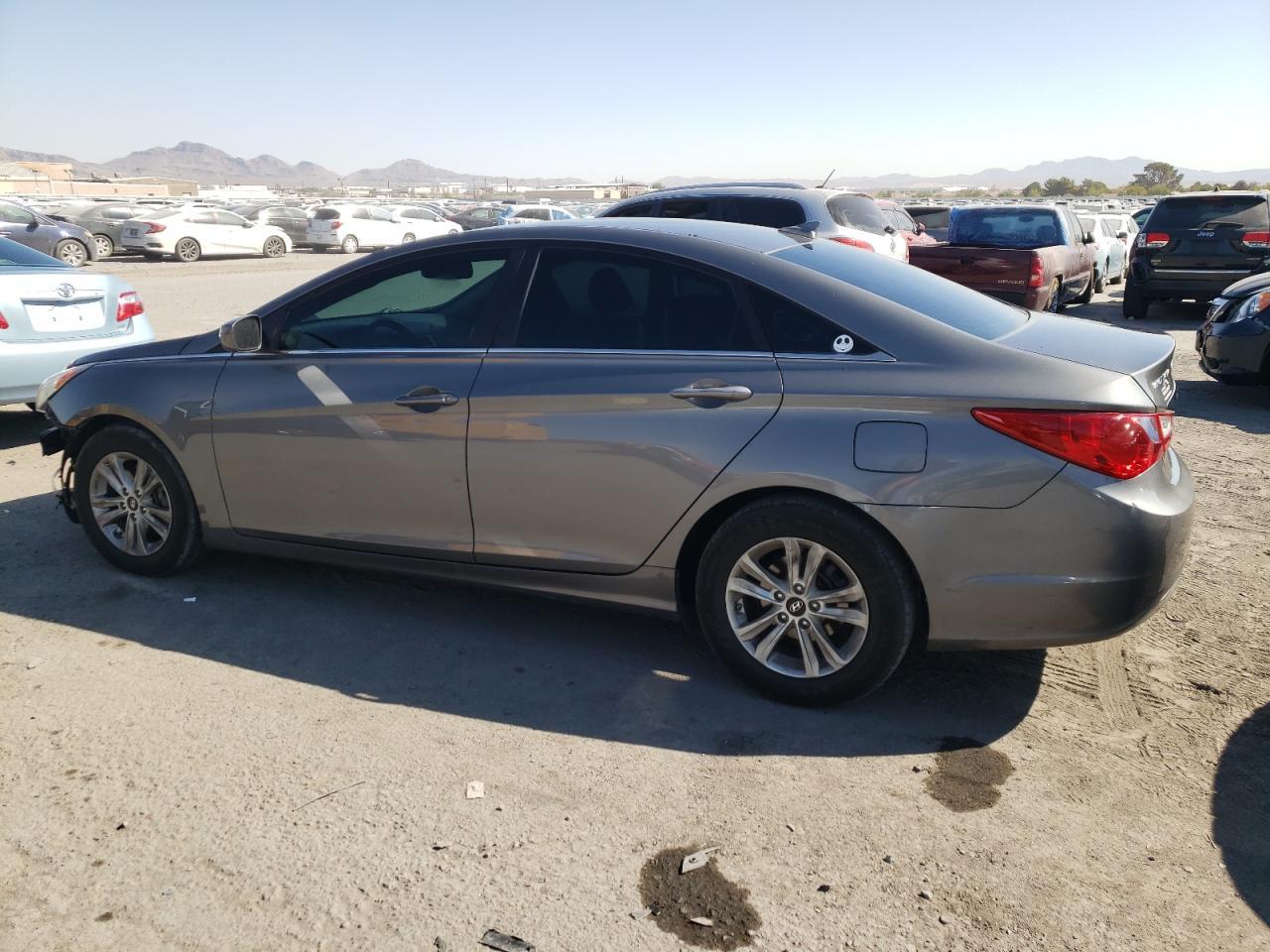 2013 Hyundai Sonata Gls - Фото 2